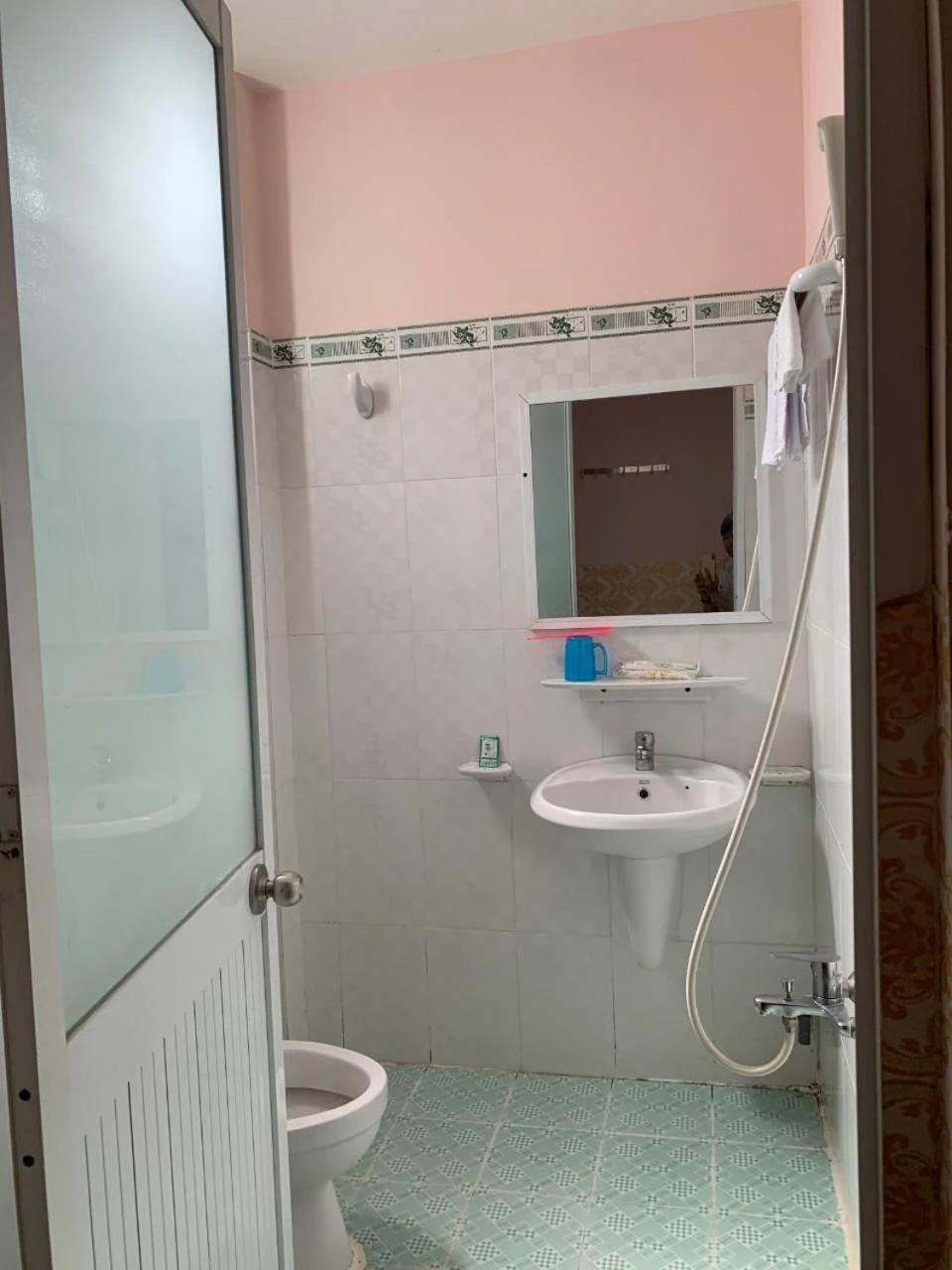 Khach San Khanh Du - Khanh Du Hotel بين هوا المظهر الخارجي الصورة